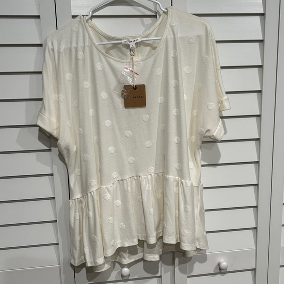 Blu Pepper Cream Textured Dot Top - Picture 1 of 5